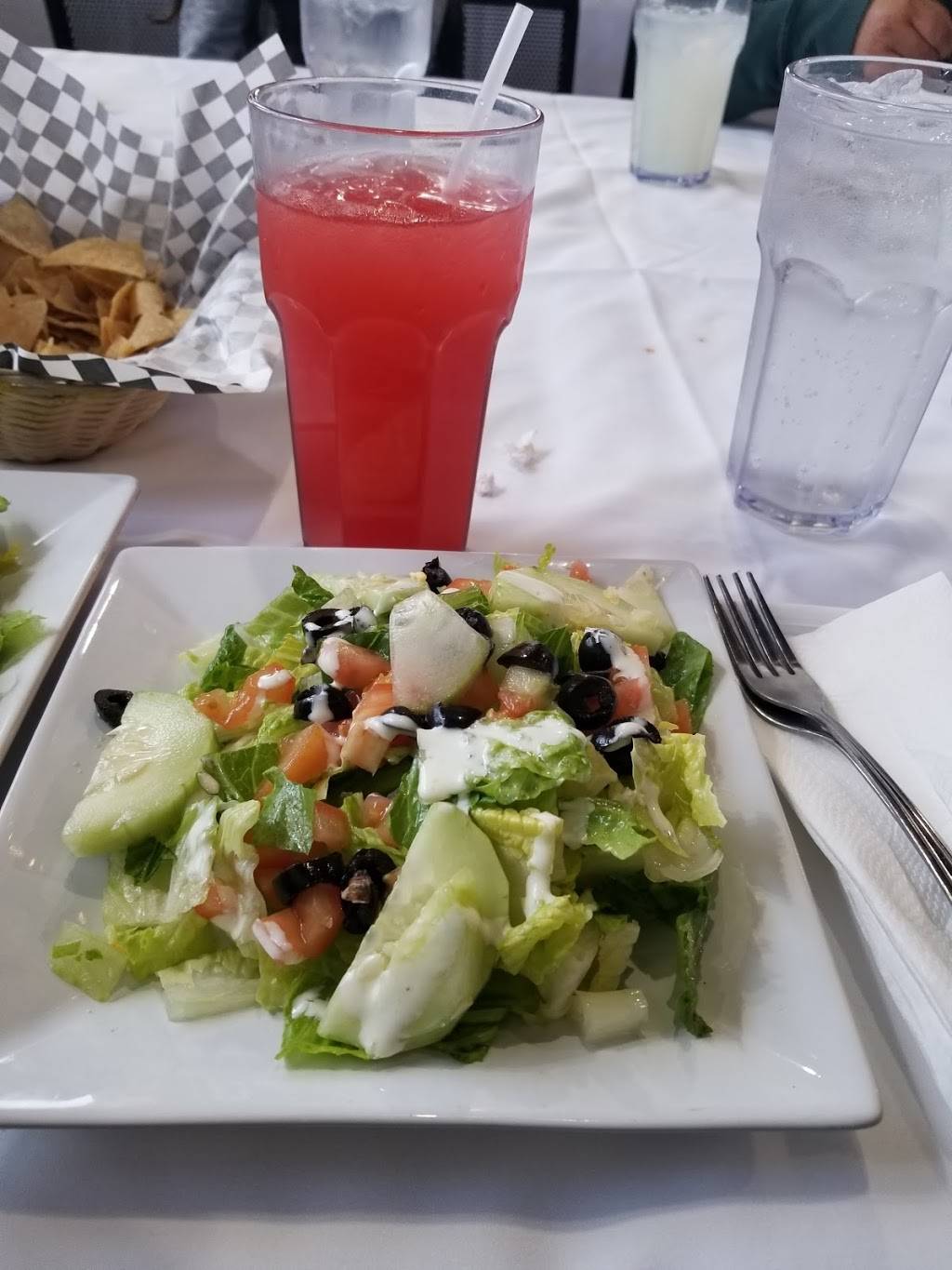 Mr Ms Hot Wings and Things | restaurant | 886 N Garfield Ave, Montebello, CA 90640, USA | 3234771345 OR +1 323-477-1345