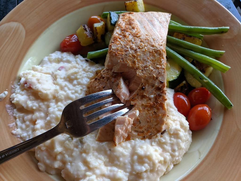 Marche Burette | restaurant | 85 Amelia Village Cir, Fernandina Beach, FL 32034, USA | 9044914834 OR +1 904-491-4834