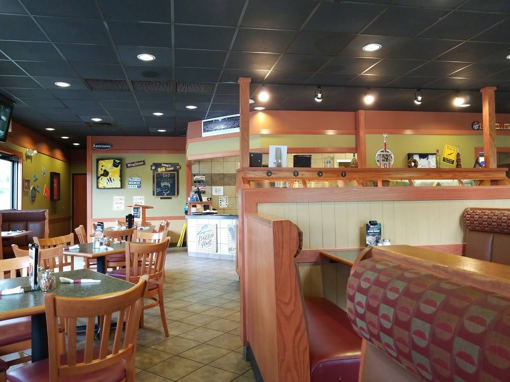 Pizza Hut | meal takeaway | 498 Old Gallatin Rd, Scottsville, KY 42164, USA | 2702373366 OR +1 270-237-3366