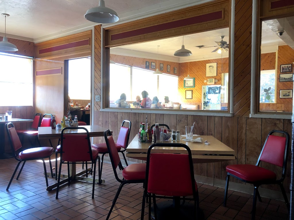 Your Towns Cafe | restaurant | 1720 N Texas St, Fairfield, CA 94533, USA | 7074231965 OR +1 707-423-1965