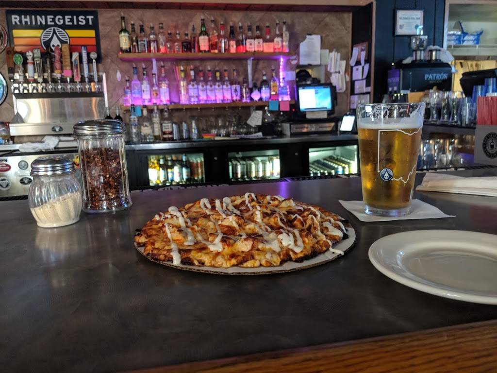 The Growler Pub and Grub | restaurant | 3808 Wilmington Pike, Dayton, OH 45429, USA | 9379387714 OR +1 937-938-7714