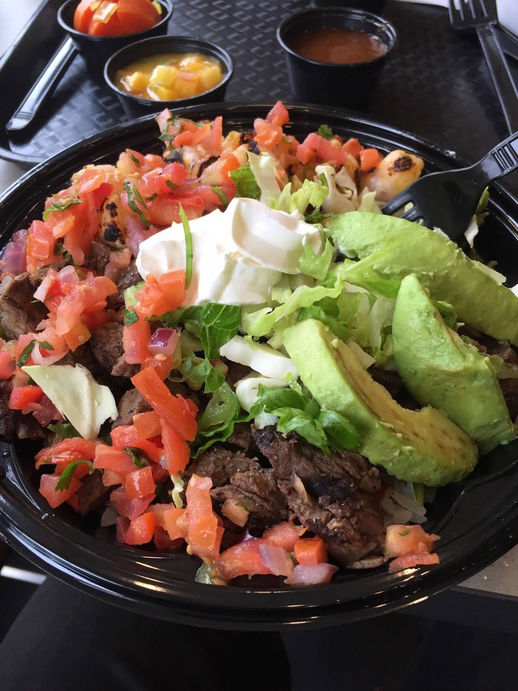 Baja Fresh Mexican Grill | restaurant | 14622 Ventura Blvd, Sherman Oaks, CA 91403, USA | 8187890602 OR +1 818-789-0602
