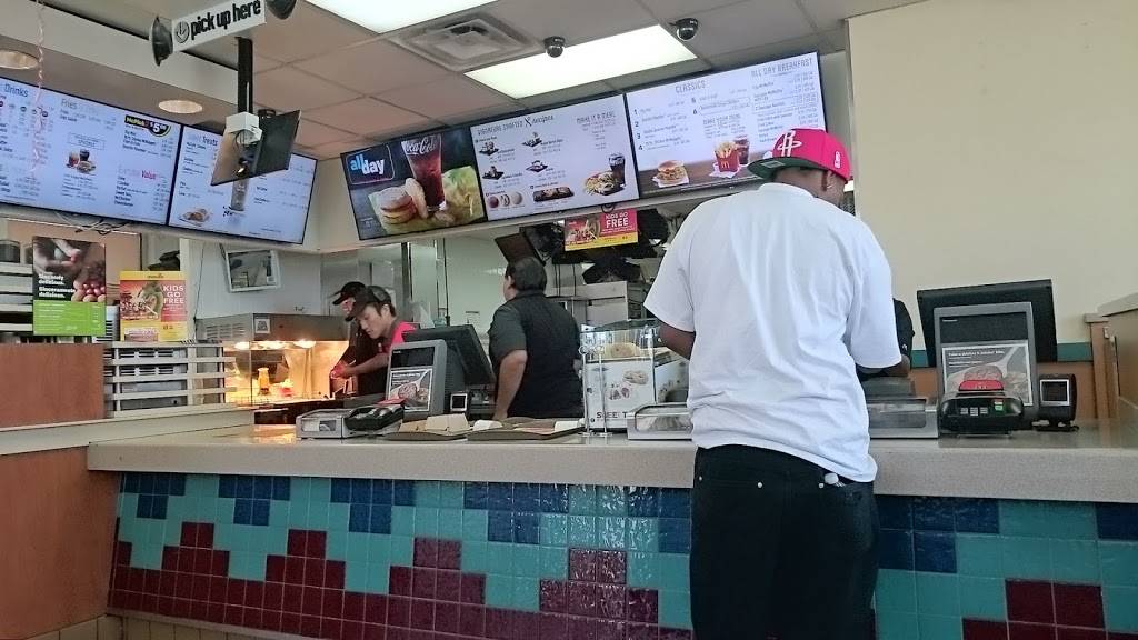 McDonalds | cafe | 690 Alameda St, Los Angeles, CA 90021, USA | 2134891989 OR +1 213-489-1989