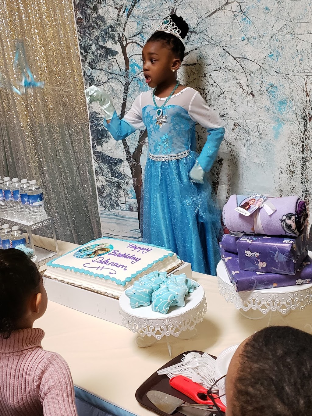 Kids Castle Family Fun Center | restaurant | Redners Shopping center--Behind chicago restaurant, 1193 Airport Rd, Allentown, PA 18109, USA | 6104351432 OR +1 610-435-1432