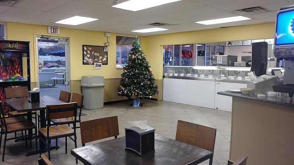 Frosty Boy Ice Cream | restaurant | 5030 Gull Rd, Kalamazoo, MI 49048, USA | 2693455360 OR +1 269-345-5360