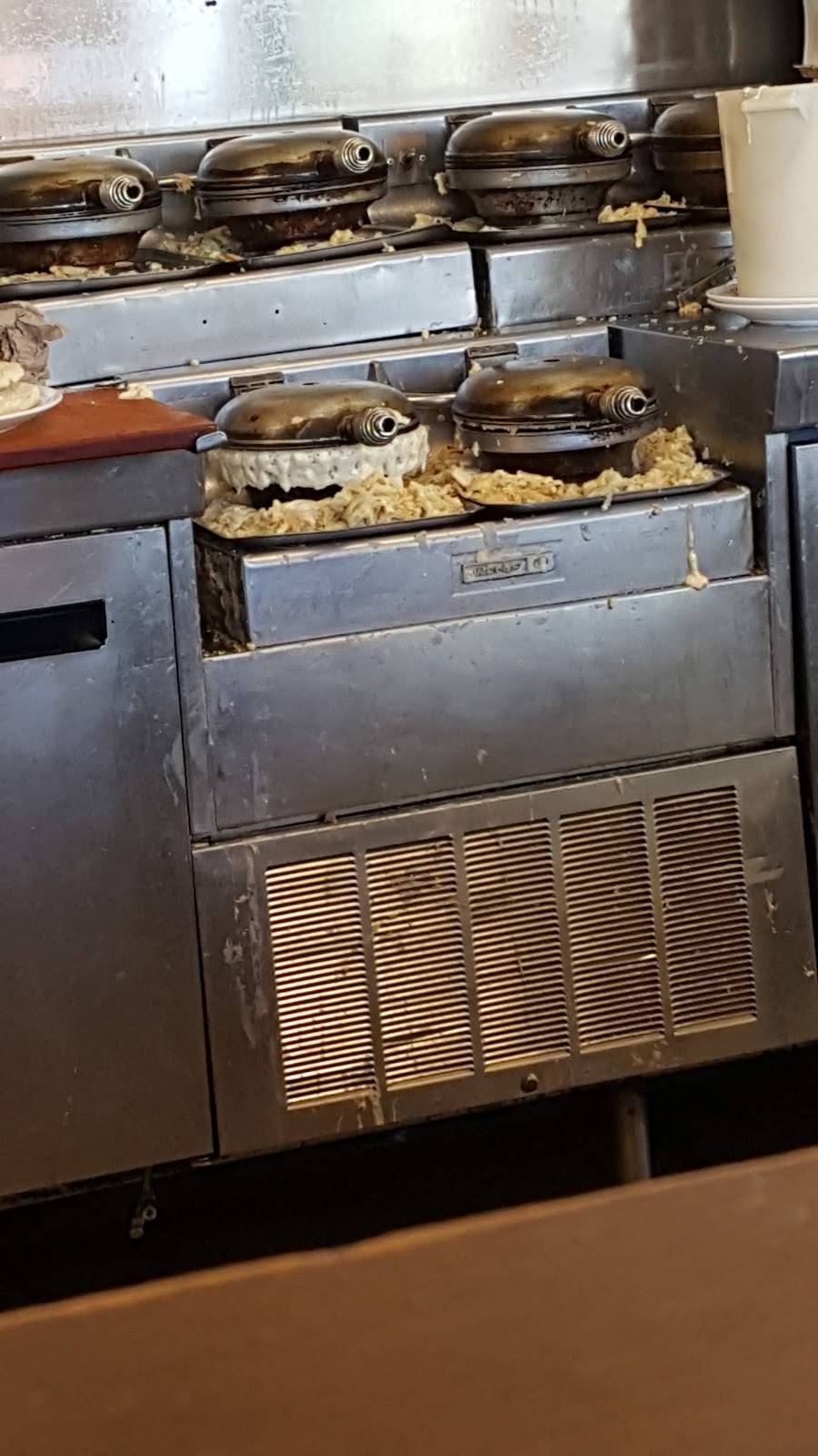 Waffle House | meal takeaway | 3441 Ernest W Barrett Pkwy NW, Marietta, GA 30064, USA | 7704242329 OR +1 770-424-2329