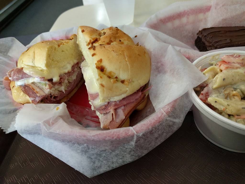 Manhattan Deli | restaurant | 3705 Ingersoll Ave, Des Moines, IA 50312, USA | 5152741208 OR +1 515-274-1208