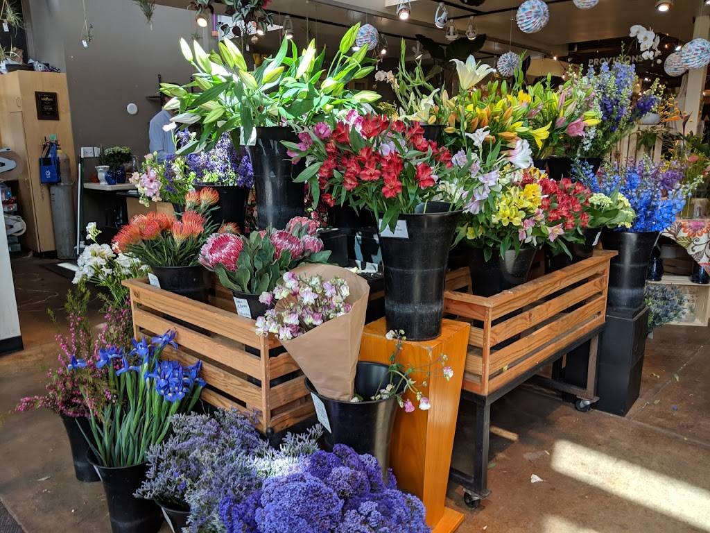 Market | restaurant | 296 E 5th Ave, Eugene, OR 97401, USA | 5416832260 OR +1 541-683-2260