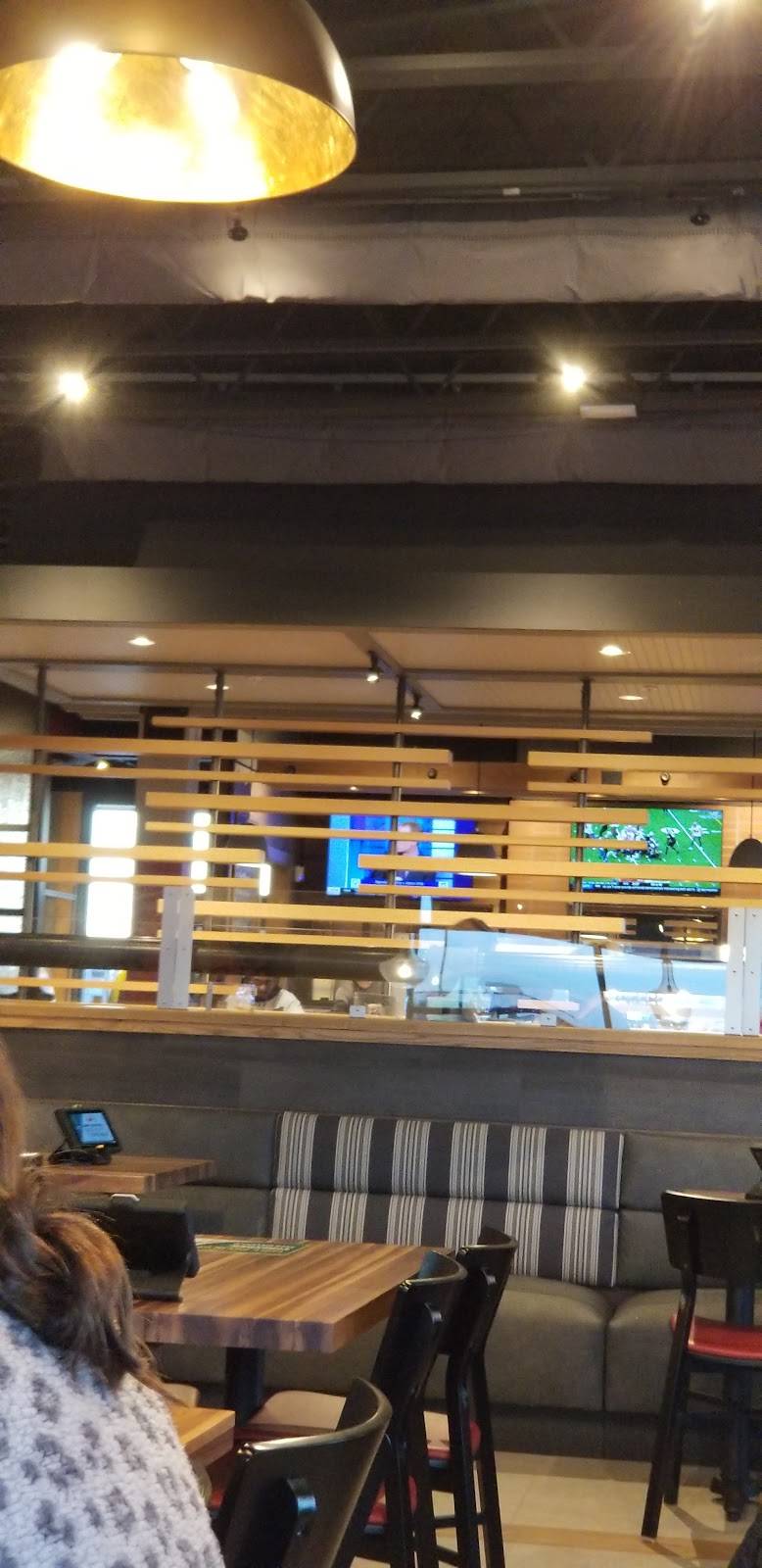 Chilis Grill & Bar | restaurant | 3093 William St, Cape Girardeau, MO 63703, USA | 5736688044 OR +1 573-668-8044