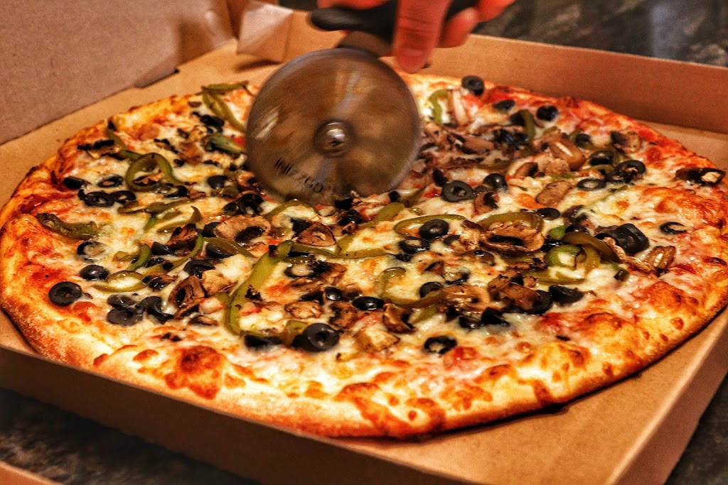 Nicos Pizza | restaurant | 301 Clematis St, West Palm Beach, FL 33401, USA | 5612965400 OR +1 561-296-5400