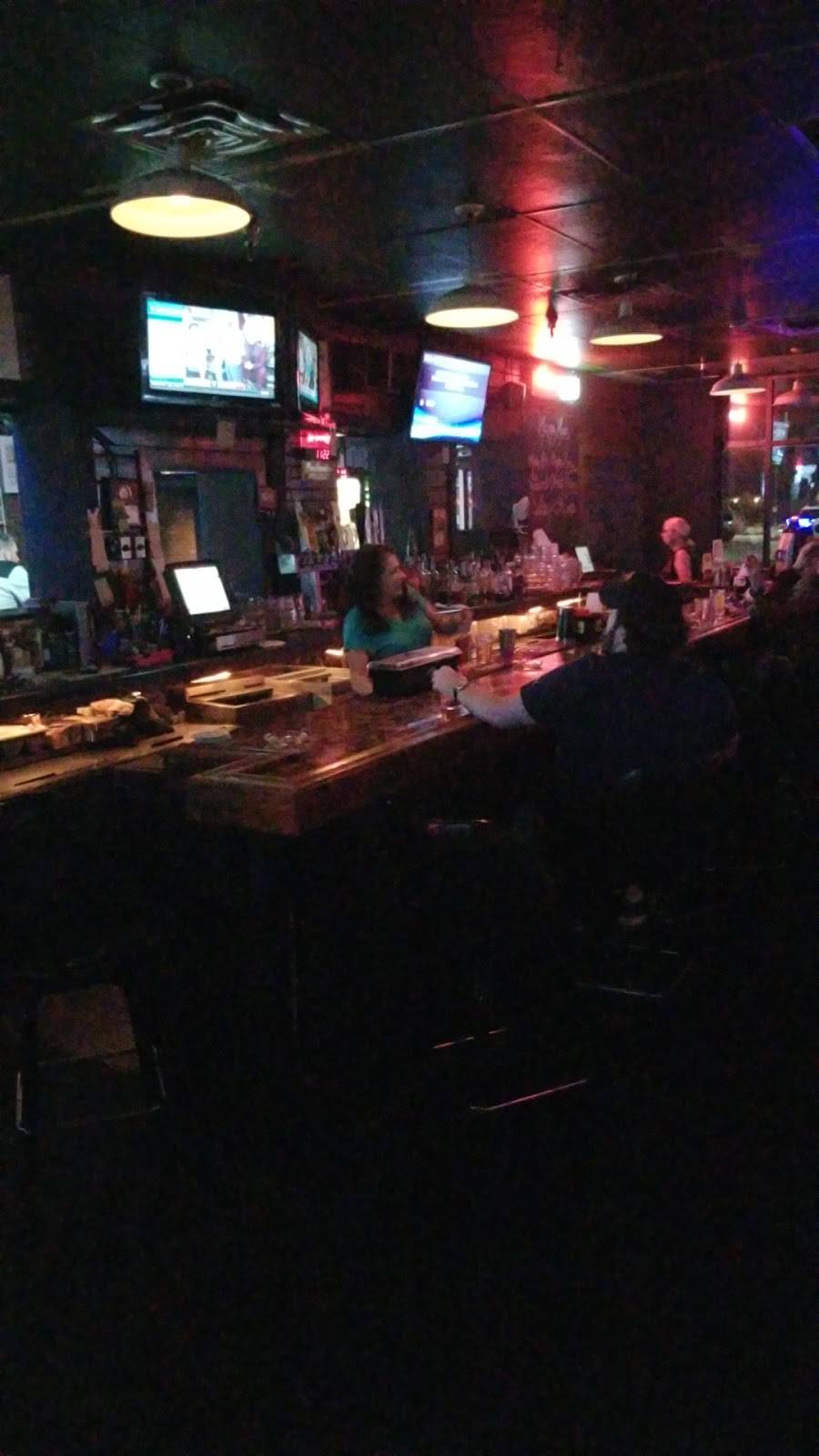 Pauls Oasis | restaurant | 8021 Kingston Pike, Knoxville, TN 37919, USA | 8656909388 OR +1 865-690-9388