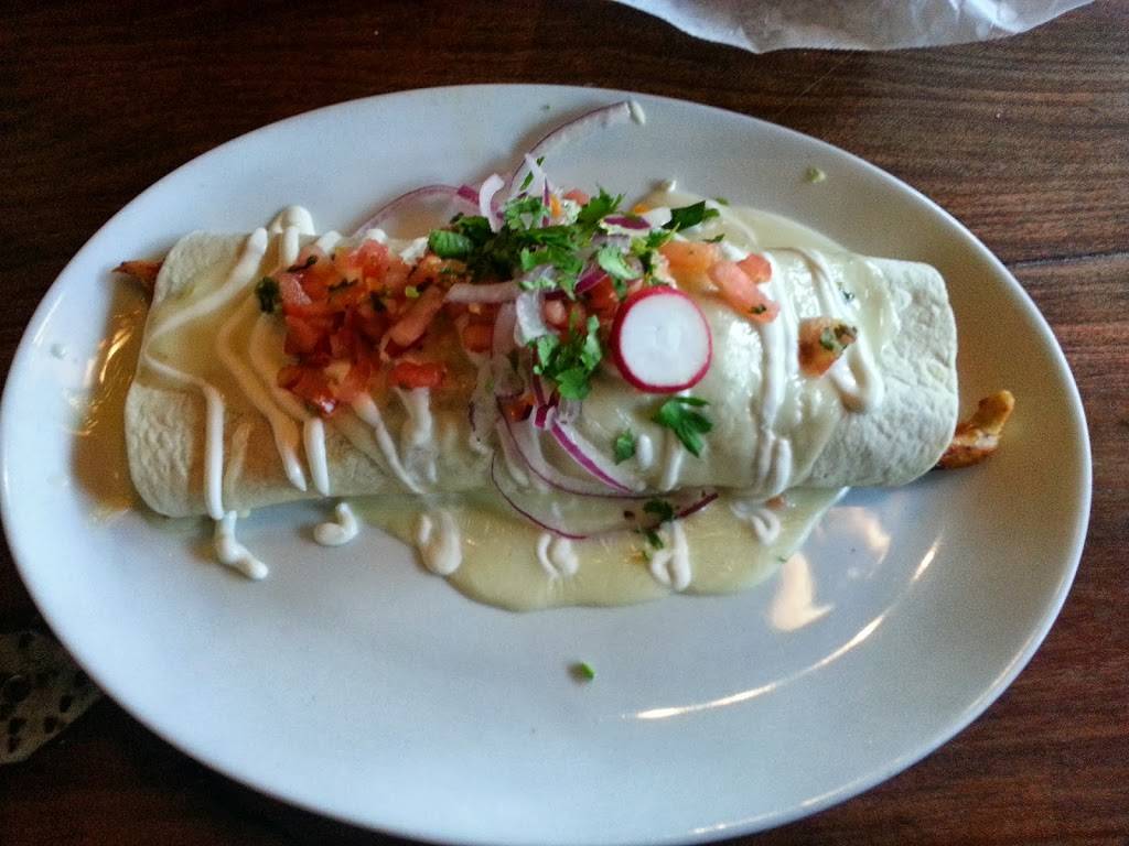 Plaza Azteca | restaurant | 3260 Berlin Turnpike, Newington, CT 06111, USA | 8604369708 OR +1 860-436-9708