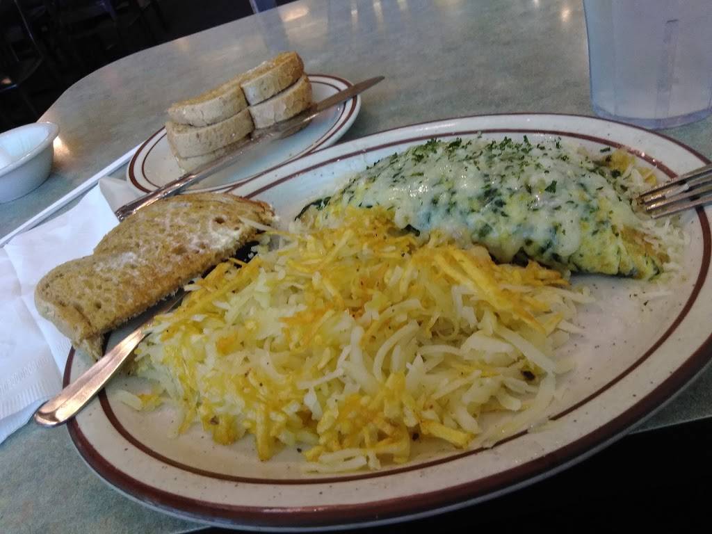 Brooks Ranch | restaurant | 975 Bellevue Rd, Atwater, CA 95301, USA | 2093571838 OR +1 209-357-1838