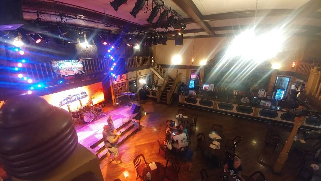 Red Garter Saloon | restaurant | Sandusky, OH 44870, USA | 4196272350 OR +1 419-627-2350