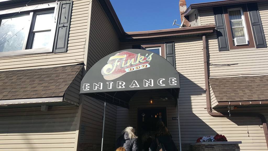 Finks BBQ and Cheesesteak Roadhouse | restaurant | 32 Orange Ave, Suffern, NY 10901, USA | 8455334033 OR +1 845-533-4033