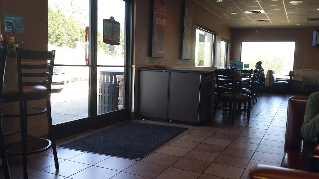 Dairy Queen Grill & Chill | restaurant | 808 Vann Dr, Jackson, TN 38305, USA | 7317361139 OR +1 731-736-1139