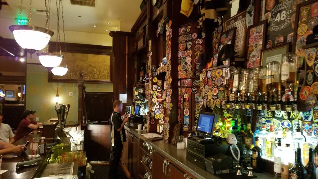 Nine Fine Irishmen | restaurant | 3790 S Las Vegas Blvd, Las Vegas, NV 89109, USA | 8668154365 OR +1 866-815-4365