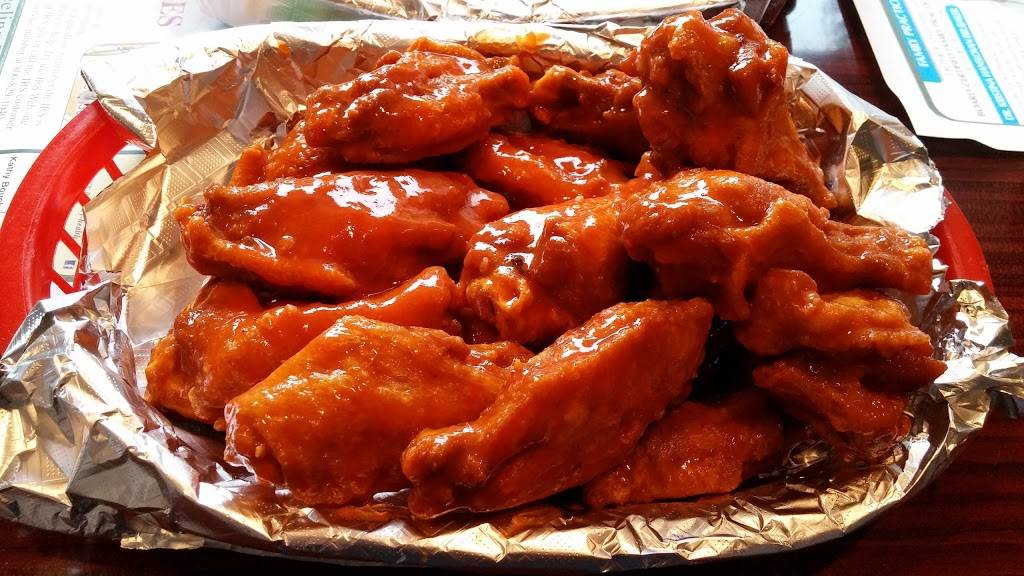 Rumors Tavern | restaurant | 901 W Mahoning St, Punxsutawney, PA 15767, USA | 8149382414 OR +1 814-938-2414