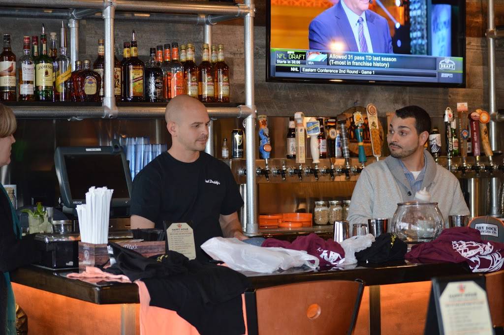 Bad Daddys Burger Bar | restaurant | 2151 E Briarwood Ave Ste 621, Centennial, CO 80122, USA | 3039937459 OR +1 303-993-7459