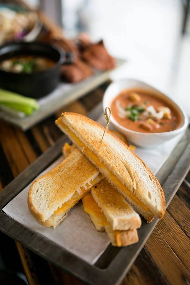 Bodega | restaurant | 1044 N High St, Columbus, OH 43201, USA | 6142999399 OR +1 614-299-9399