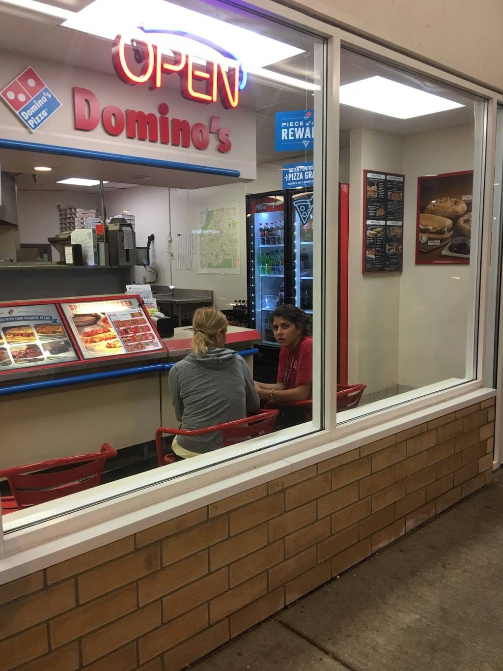 Dominos Pizza | meal delivery | 1266 Town Centre Dr, Eagan, MN 55123, USA | 6514523030 OR +1 651-452-3030