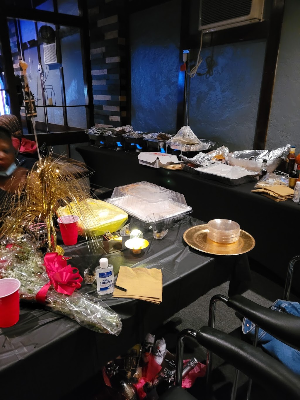 Cornerstone Lounge & Grille | restaurant | 1918 Lee Rd, Cleveland Heights, OH 44118, USA | 2168601501 OR +1 216-860-1501