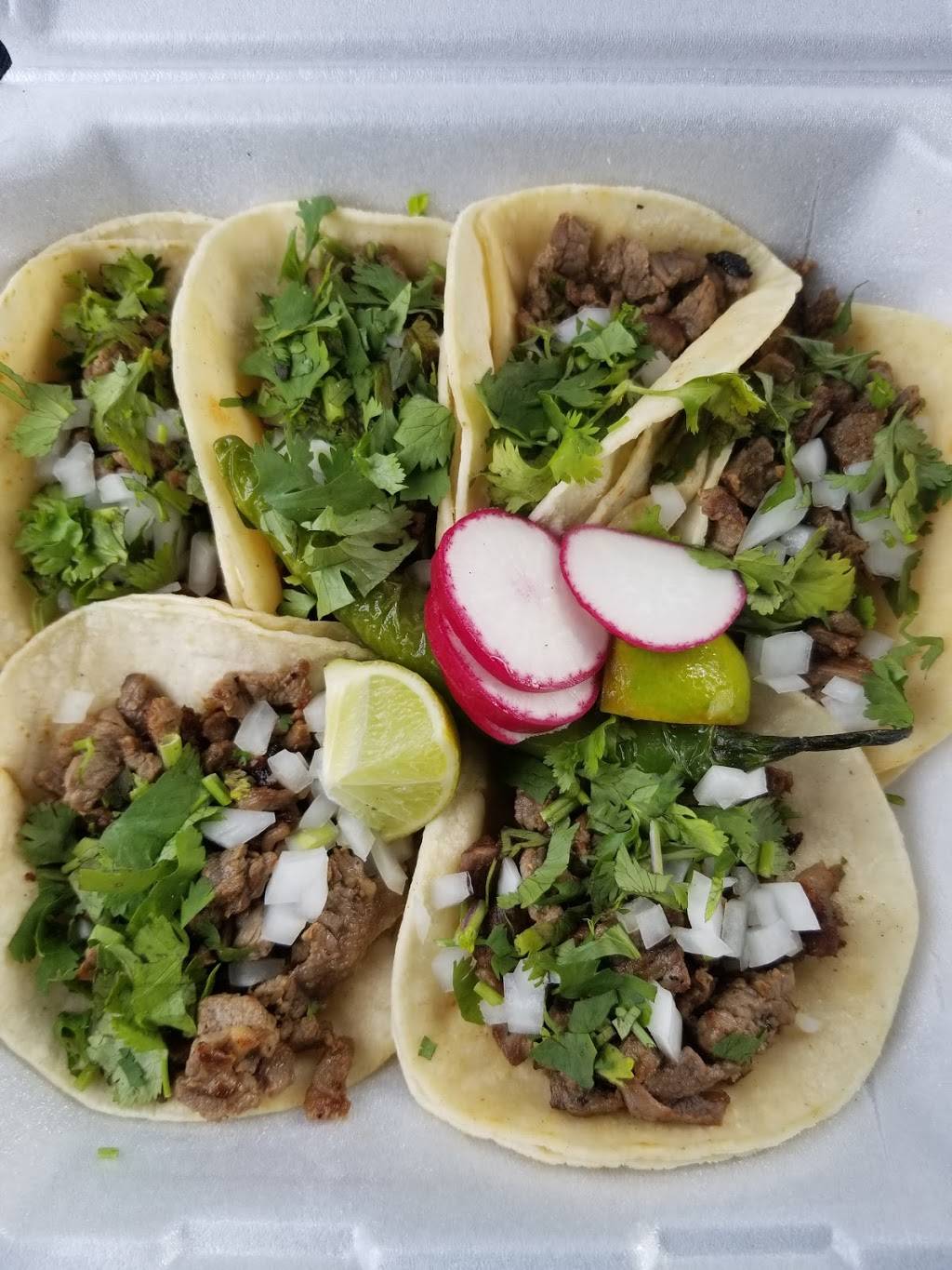 Carretas pupuseria y taqueria | restaurant | 1504 E Main Ave, Puyallup, WA 98372, USA | 2064765997 OR +1 206-476-5997
