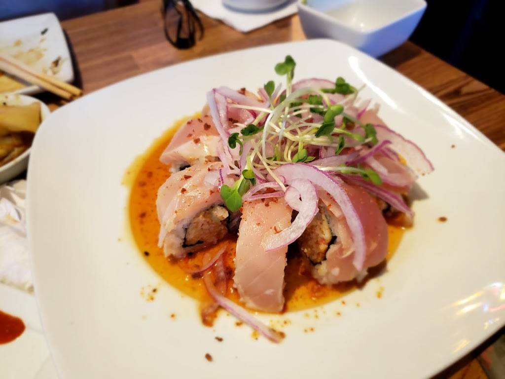 Kabuki Japanese Restaurant | restaurant | 7801 Edinger Ave, Huntington Beach, CA 92647, USA | 7148989239 OR +1 714-898-9239