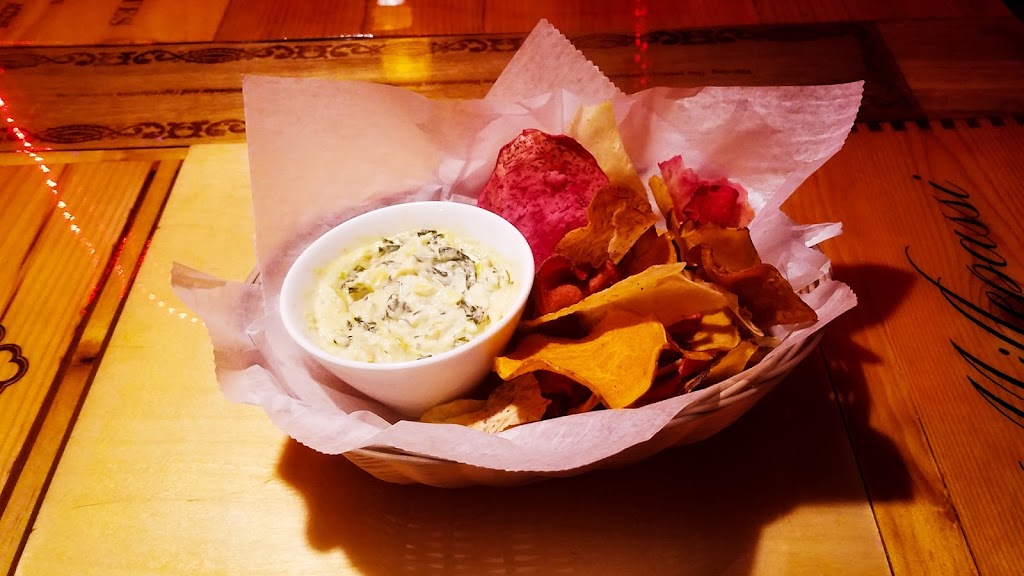 Draculas Legacy Wine Bar & Bistro | restaurant | 111 2nd Ave NE Suite 102, St. Petersburg, FL 33701, USA | 7272897257 OR +1 727-289-7257