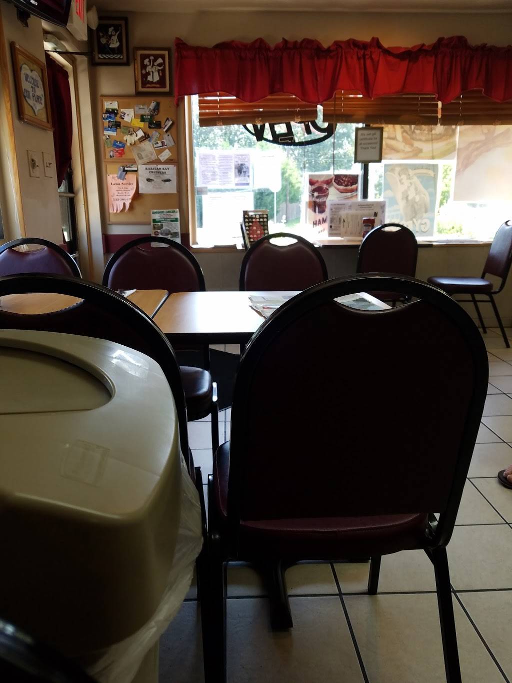 Our Place Restaurant | restaurant | 104 Manalapan Rd, Spotswood, NJ 08884, USA | 7322518800 OR +1 732-251-8800