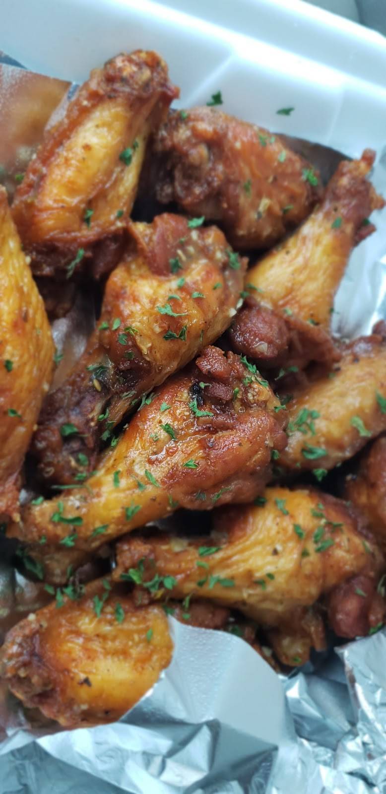 BHW Chicken & Seafood | restaurant | 1612 S Cypress Rd, Pompano Beach, FL 33316, USA | 7542229942 OR +1 754-222-9942