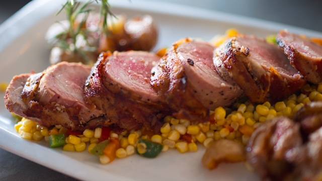 Table 21 Kitchen & Wine Bar | restaurant | 2956 Bloor St W, Etobicoke, ON M8X 1B7, Canada | 4162362867 OR +1 416-236-2867