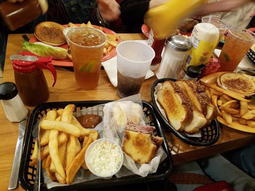 Slims Bar-B-Q & Grill | restaurant | 319 S Brevard Ave, Arcadia, FL 34266, USA | 8634942332 OR +1 863-494-2332