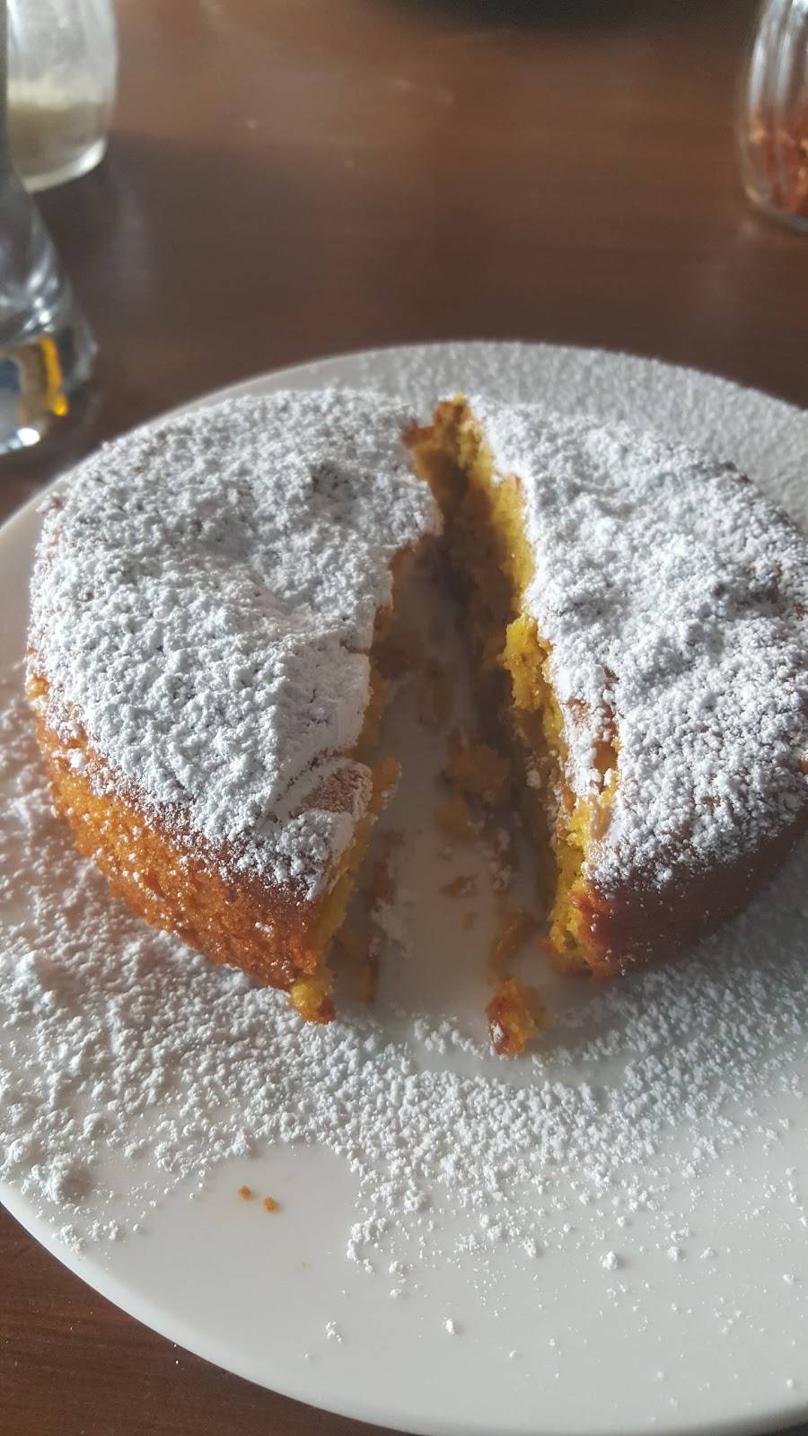 Dana Ks Kafe | restaurant | 22341 Marine View Dr S S, Des Moines, WA 98198, USA | 2062126404 OR +1 206-212-6404