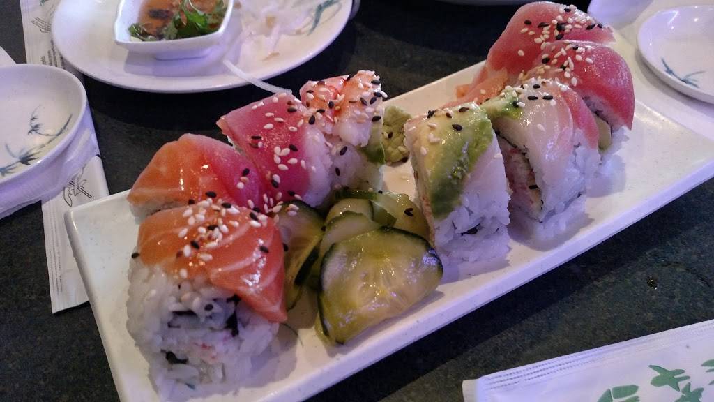 Oishi Sushi | restaurant | 8101 NE Parkway Dr # E2, Vancouver, WA 98662, USA | 3602532222 OR +1 360-253-2222