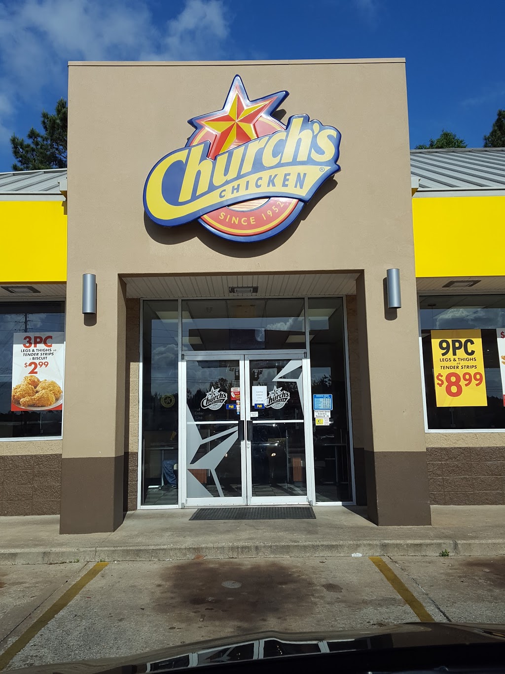 Churchs Chicken | restaurant | 670 Schillinger Rd, Mobile, AL 36608, USA | 2517767366 OR +1 251-776-7366