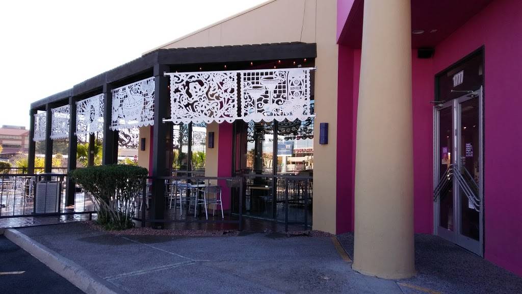 Taco Cabana | restaurant | 1777 Lee Trevino Dr, El Paso, TX 79936, USA | 9155958898 OR +1 915-595-8898