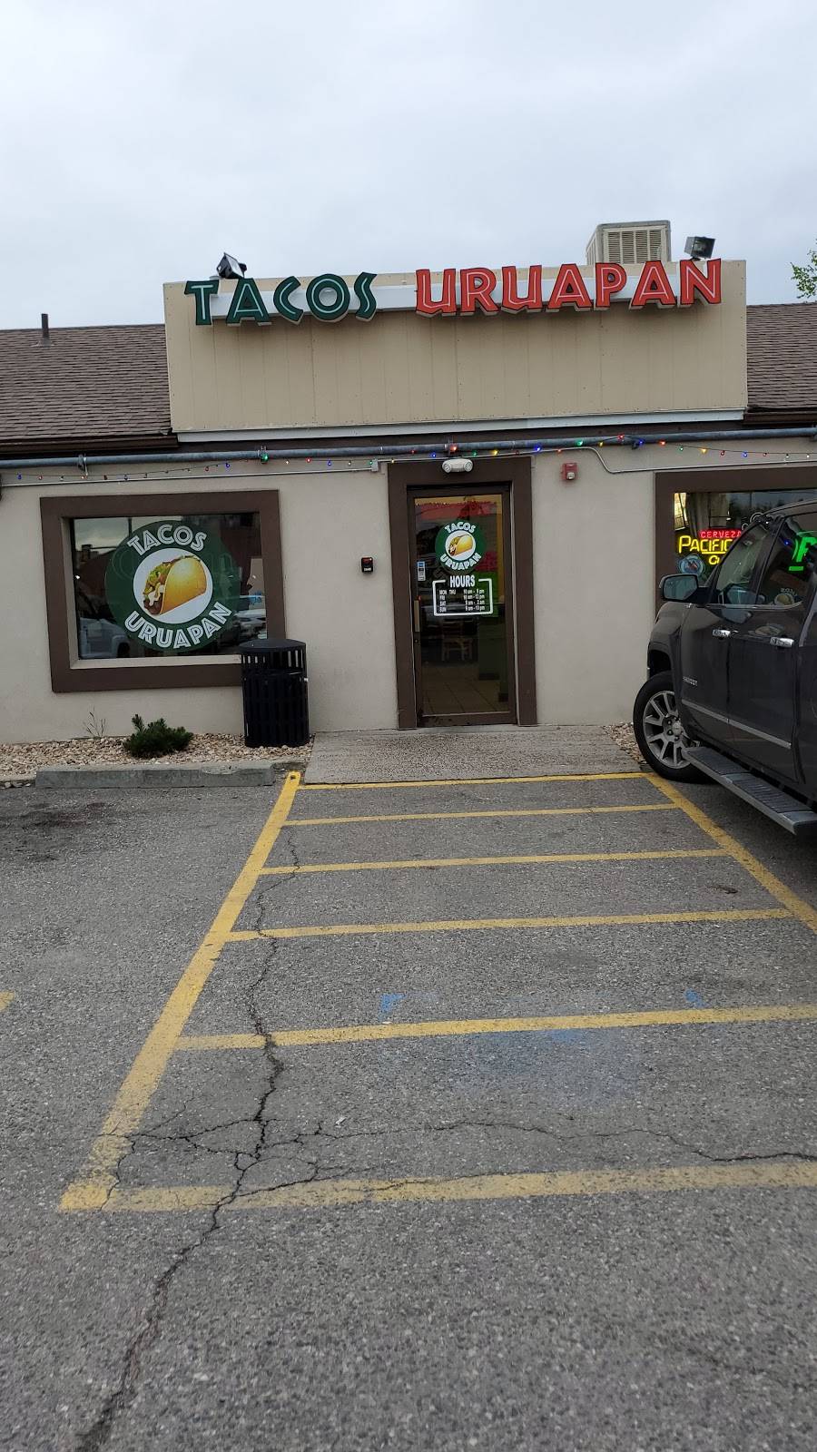 Tacos Uruapan | restaurant | 1465 N, Dayton St, Aurora, CO 80010, USA | 3033440022 OR +1 303-344-0022