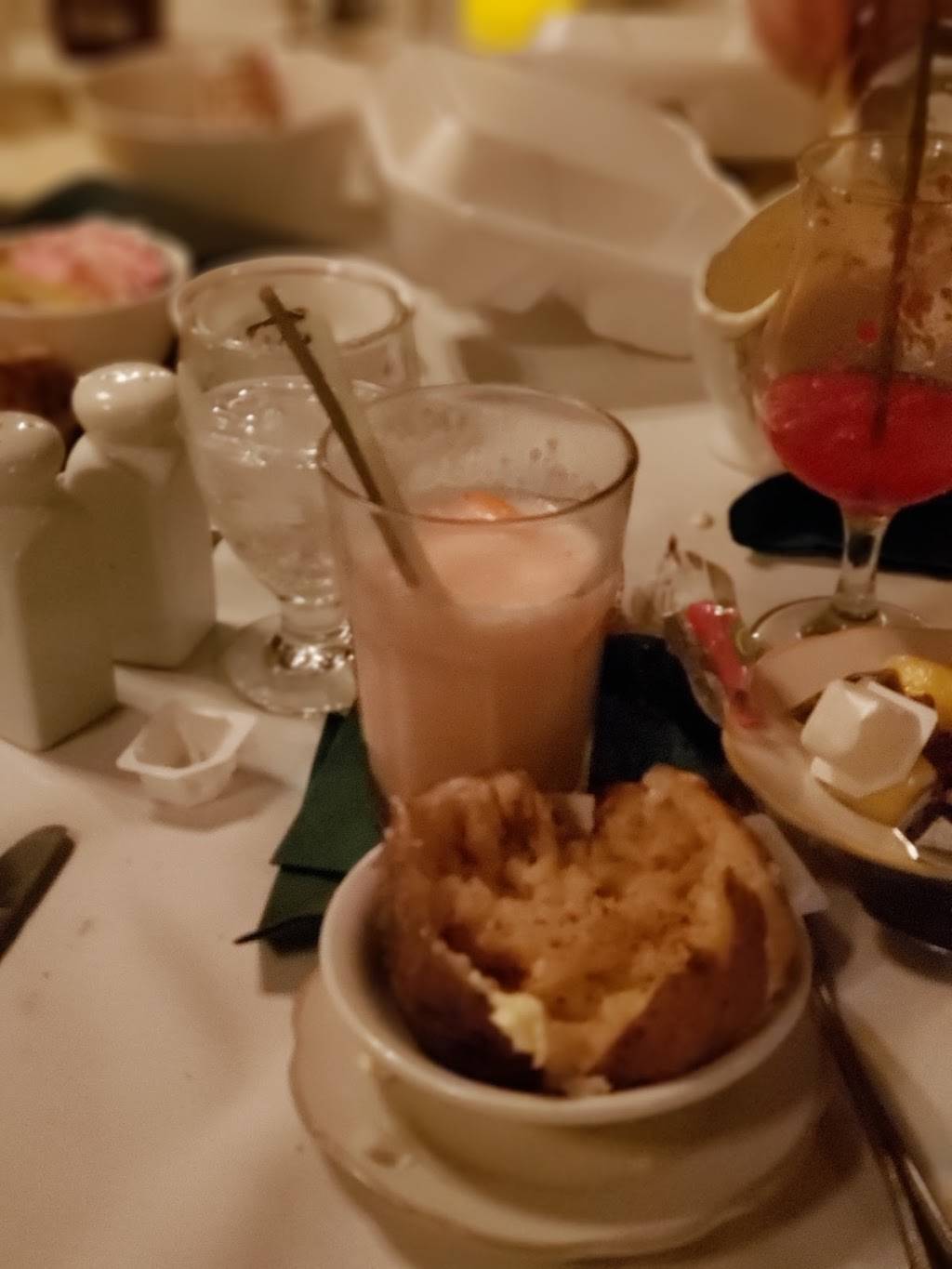 Pats Steak House | restaurant | 2437 Brownsboro Rd, Louisville, KY 40206, USA | 5028932062 OR +1 502-893-2062