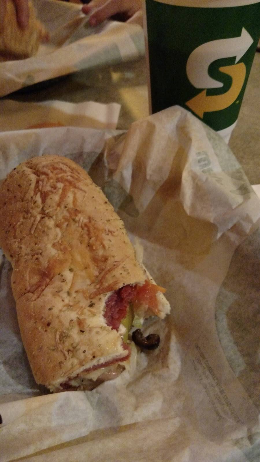 Subway | restaurant | US-11, Malone, NY 12953, USA | 5184835126 OR +1 518-483-5126