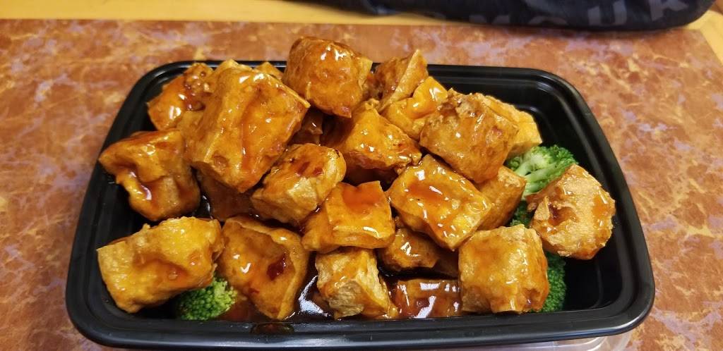 Szechuan Express | restaurant | 2933 Emmorton Rd # B, Abingdon, MD 21009, USA | 4105693506 OR +1 410-569-3506