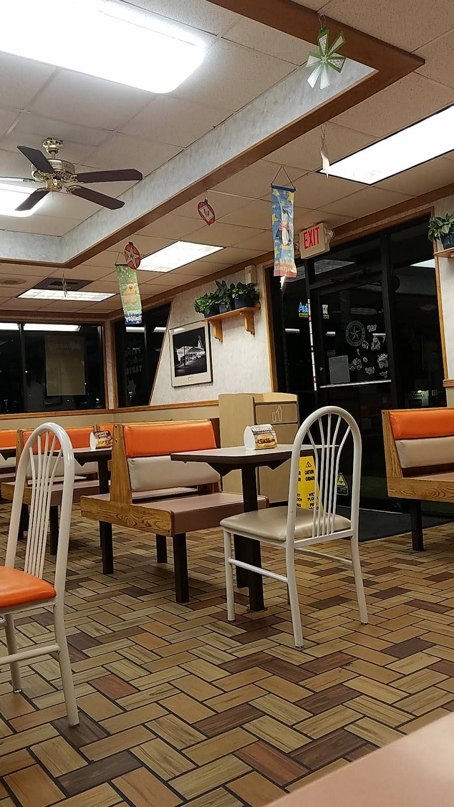 Whataburger | restaurant | 2600 Hemphill St, Fort Worth, TX 76110, USA | 8179237328 OR +1 817-923-7328