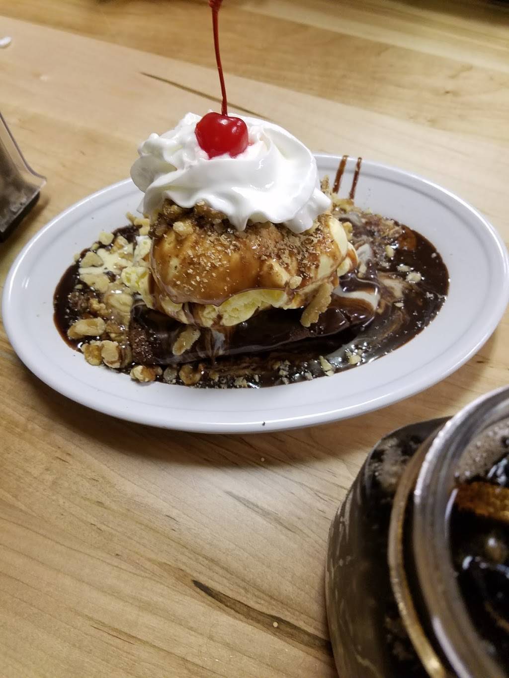 Hi-Mountain | restaurant | 40 N Main St, Kamas, UT 84036, USA | 4357834466 OR +1 435-783-4466