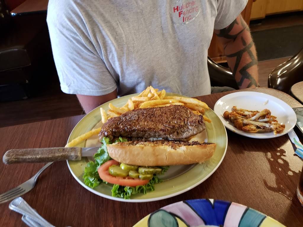 Welcome Inn | restaurant | 102 N Main St, Elizabeth, IL 61028, USA | 8158582254 OR +1 815-858-2254