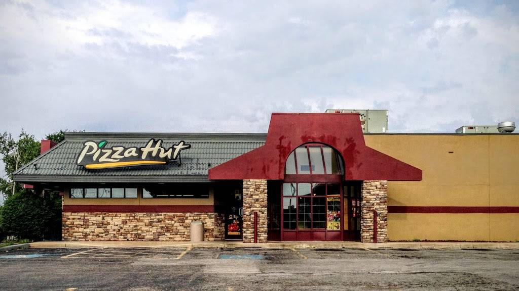 Pizza Hut | restaurant | 4305 E New York St, Aurora, IL 60504, USA | 6308983533 OR +1 630-898-3533