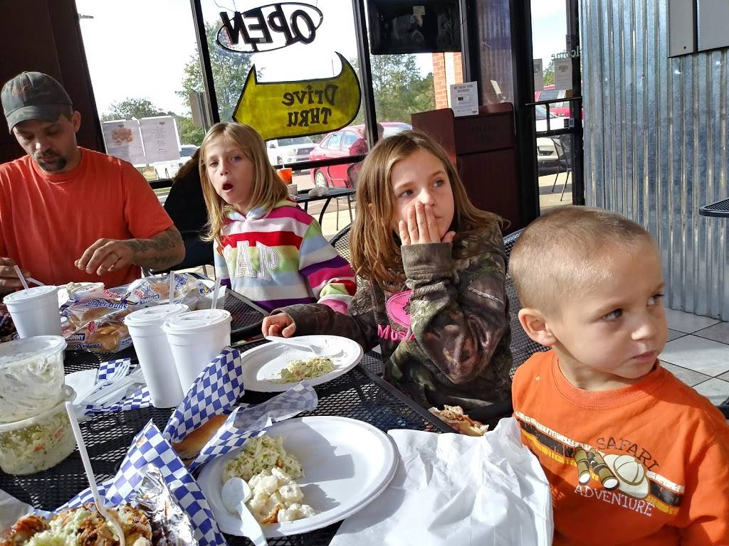 Baby Jacks Bbq | restaurant | 11125 US-70, Arlington, TN 38002, USA | 9014300303 OR +1 901-430-0303