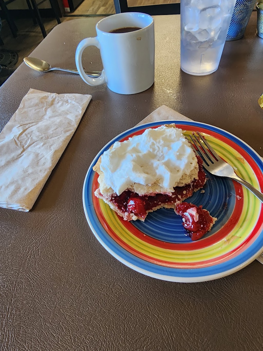 Monicas Cafe | restaurant | 1100 W Hall St, Show Low, AZ 85901, USA | 9282511158 OR +1 928-251-1158