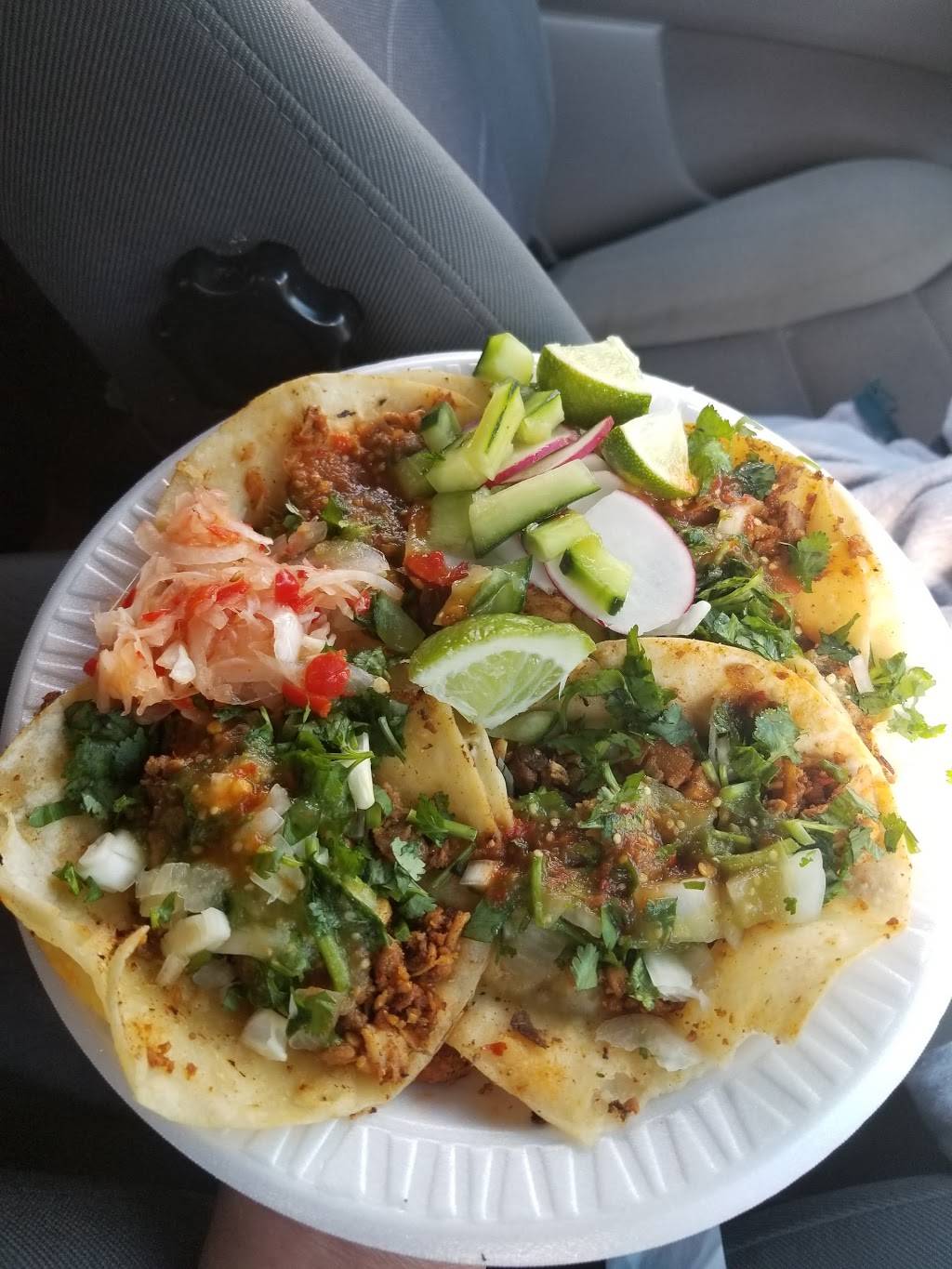 Taco El Chilango | restaurant | 1716-1728 14th St N, Arlington, VA 22209, USA | 5712360355 OR +1 571-236-0355