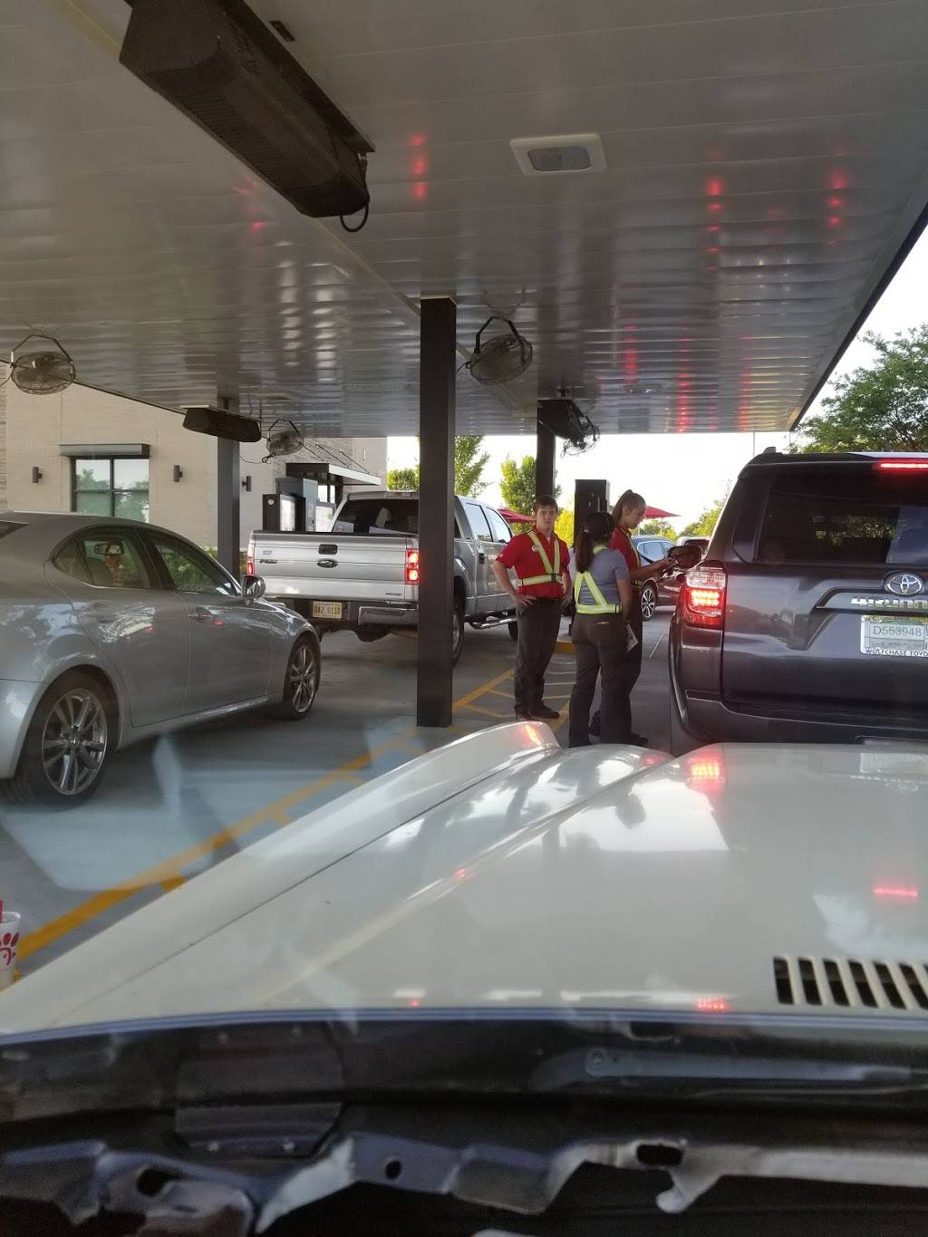 Chick-fil-A | restaurant | 6885 Getwell Rd N, Southaven, MS 38672, USA | 6627725868 OR +1 662-772-5868