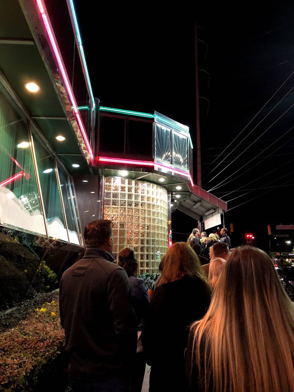 The Punchline Comedy Club | restaurant | 3652 Roswell Rd, Atlanta, GA 30342, USA | 4042525233 OR +1 404-252-5233